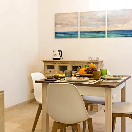 G25 مونوبولي